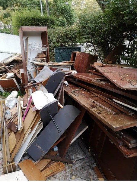 Faço cargas de entulho,madeiras e mudanças