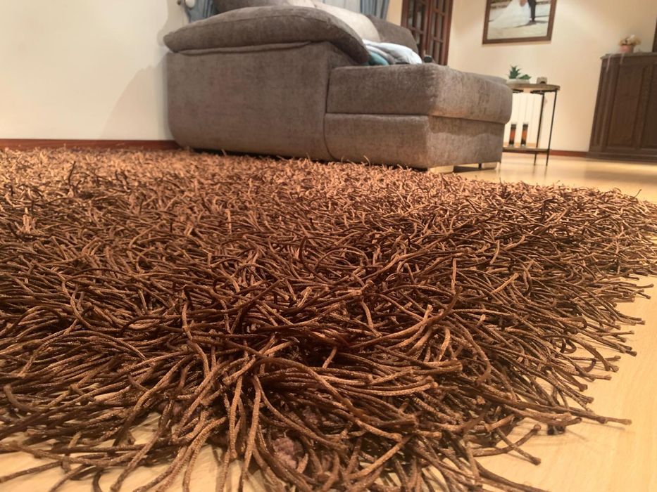 Duas Carpetes em bom estado