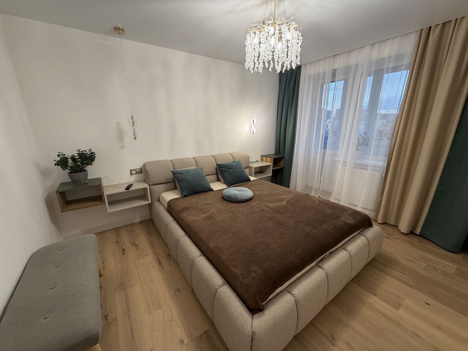 Продається 2-на квартира на Пирогова