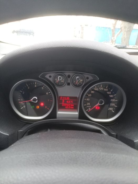 Продам Ford Kuga 2012р 2,5Т бензин