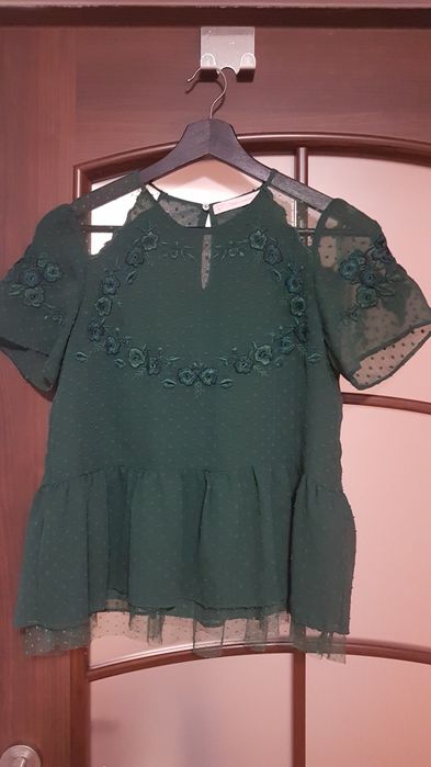 Bluzka haftowana Zara 34