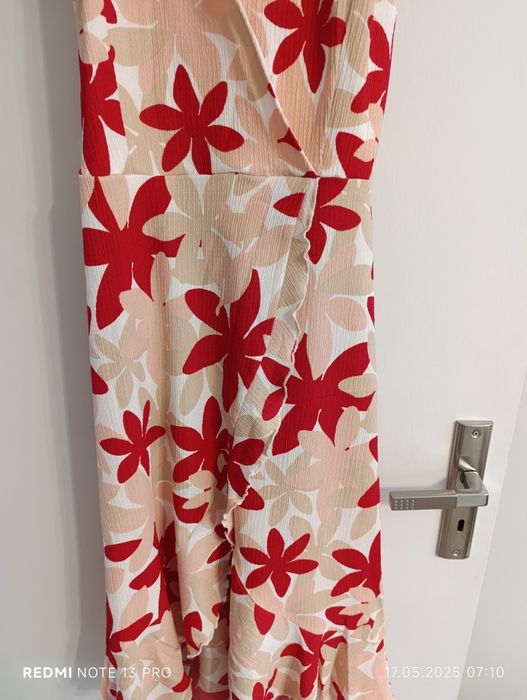 Sukienka w kwiaty Mohito letnia 36