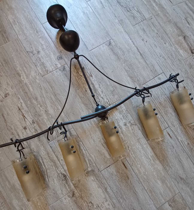 Candeeiro de cinco lâmpadas