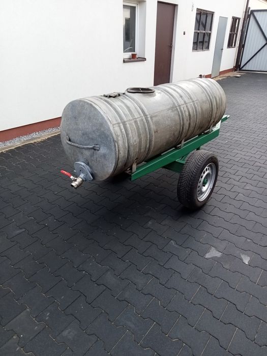 Beczka do podlewania 600l