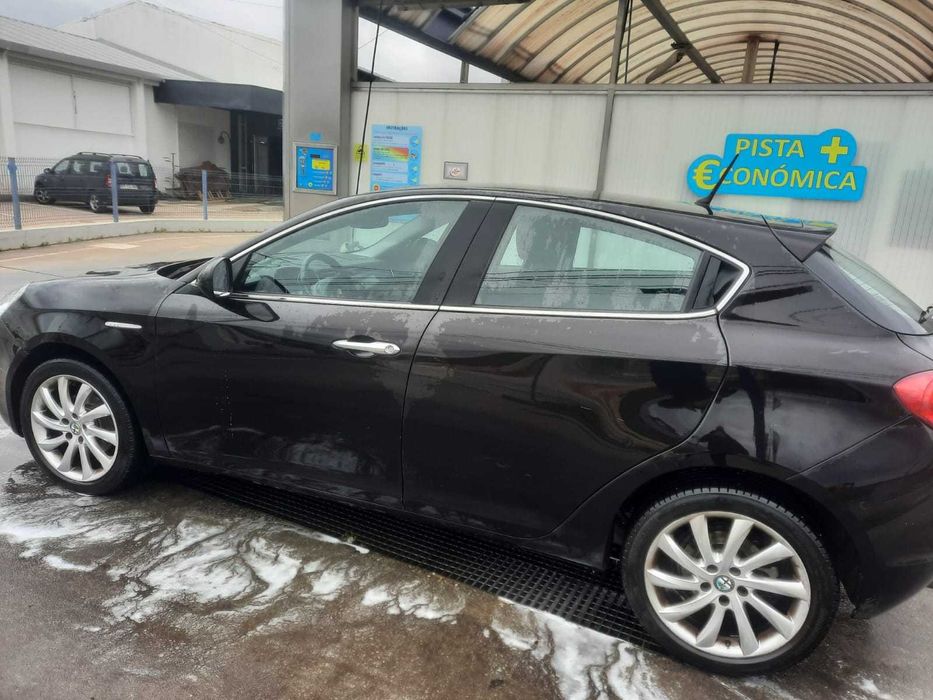 Alfa Romeo Giulietta Preto 2013 1.6 Diesel