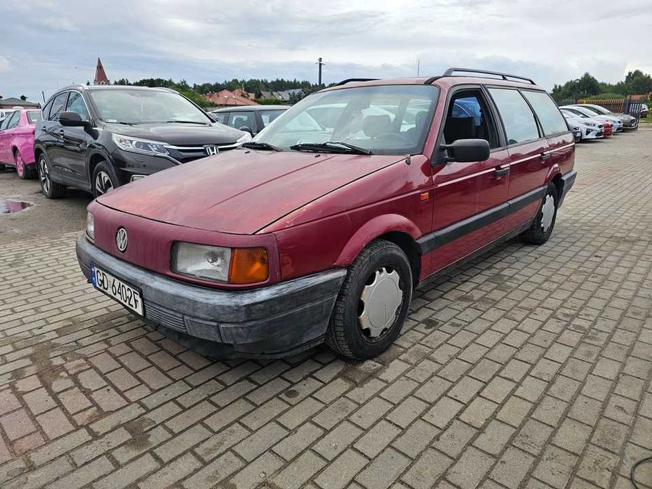 Volkswagen Passat B3 1992r/1.8benzyna gaz/90KM/opłaty aktu/atest2035
