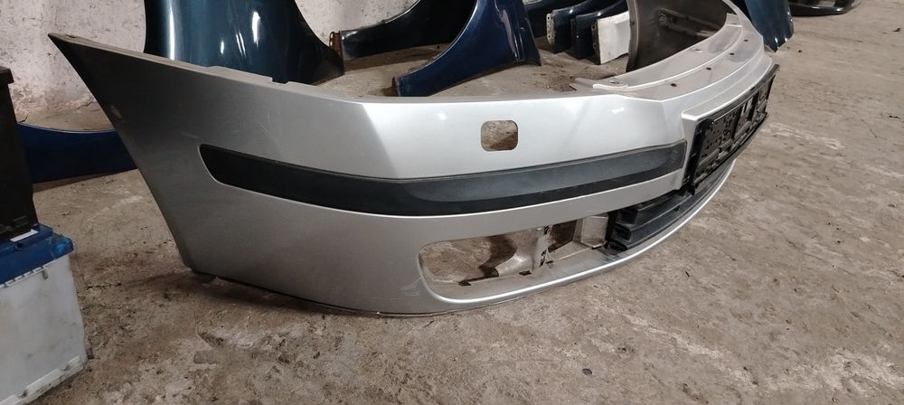 Передній бампер шкода а5  skoda a5