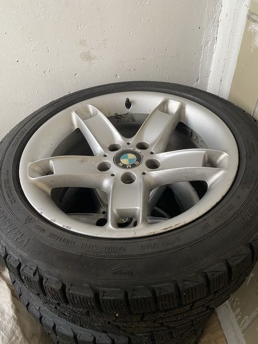 Продам диски бмв е39 5/120 49 стиль с зимней резиной R17