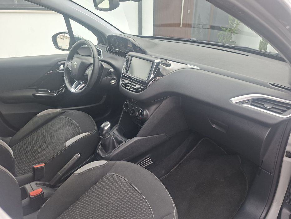 Peugeot 208hdi 170000kms