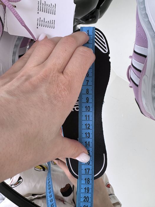 Легкие кроссовки детские Adidas LA Trainer 28р
