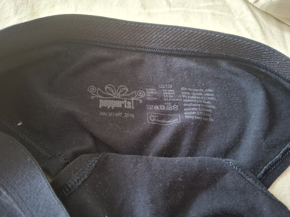 Majtki dziewczęce roz 122/128