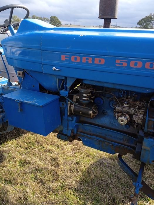 Trator ford 5000