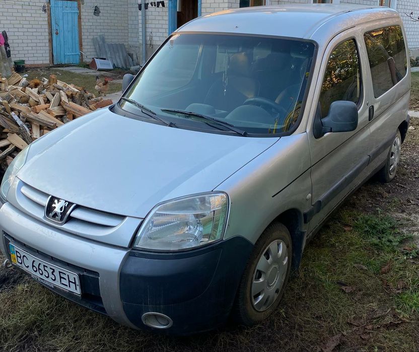 Продам Пежо партнер