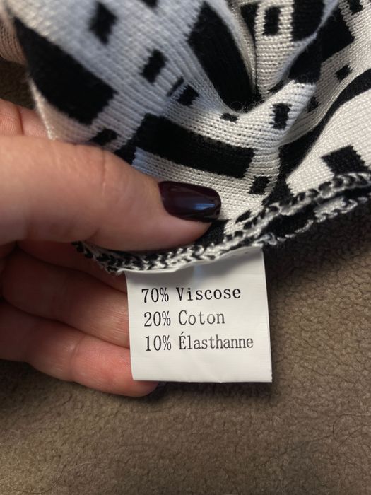 Сукня на дівчинку трикотажна