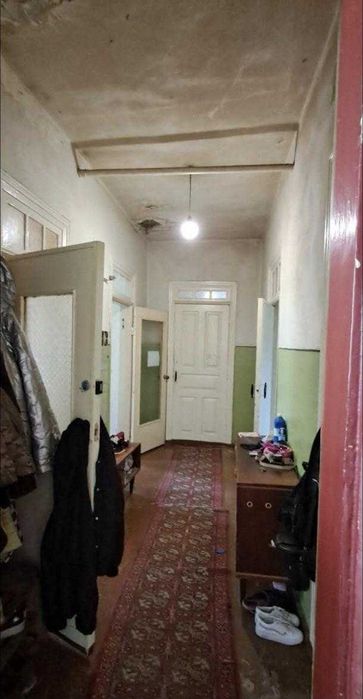 Продаж будинку в передмісті