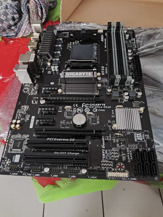 Motherboard gigabyte