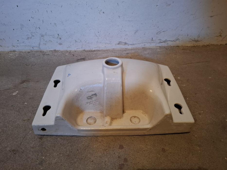Umywalka z 1990 r (35 lat )retro,stara ,prl ,vintage