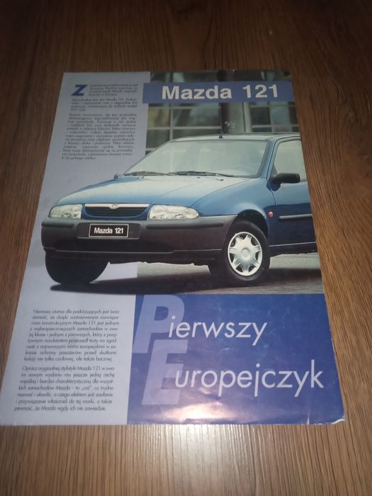 Prospekt Mazda 121