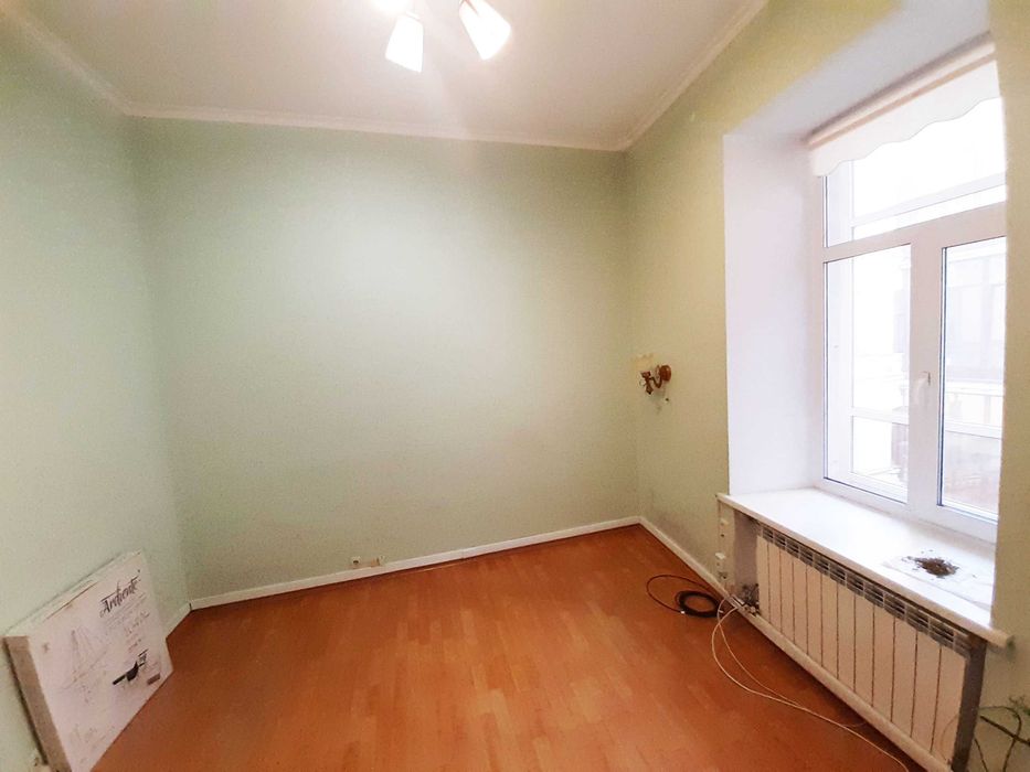 Без комісії. Оренда 3к квартири в Центрі, 130м2, вул. Шота Руставелі 34, метро Палац спорту, Площа Українських Героїв.