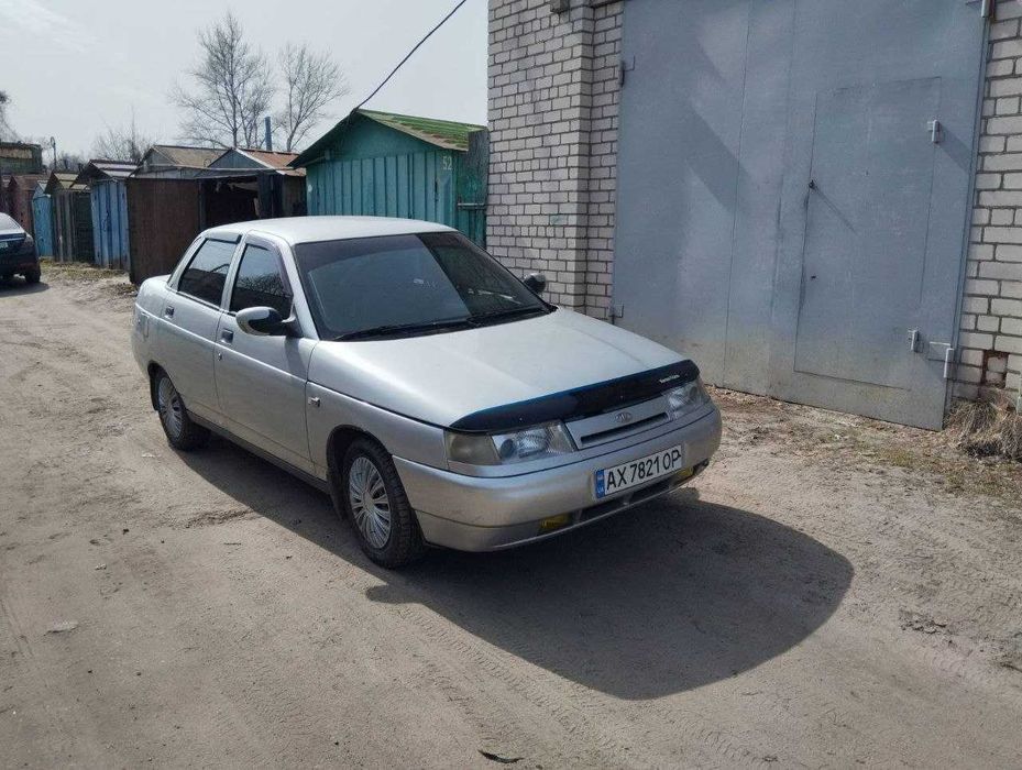 Автомобіль ВАЗ 2110