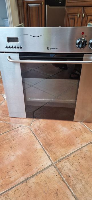 Piekarnik elektryczny do zabudowy