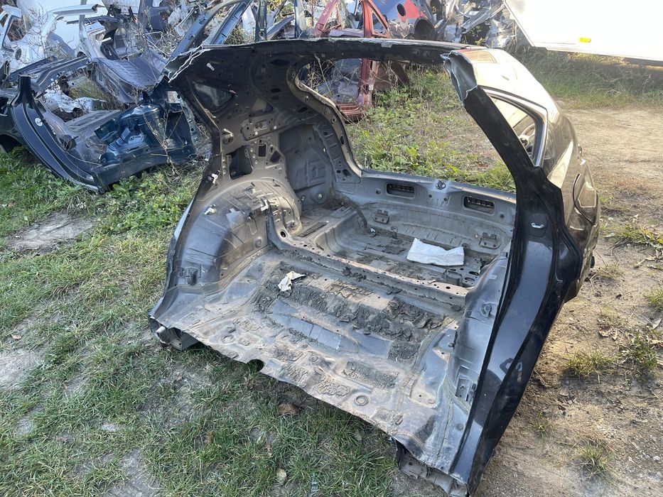 Lexus nx зад, четверть, корито, крило чорний 223