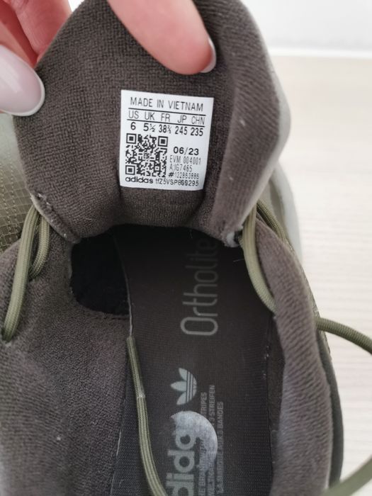 Buty Adidas Ozelia 38