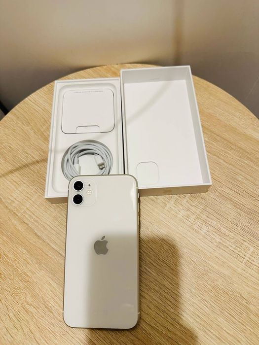 Мобільний телефон Apple iPhone 11 64GB White