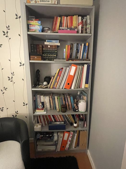 BILLYs cinzentas 80x28x202 cm