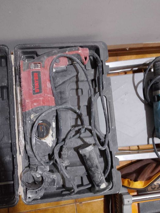 Vende-se ferramentas