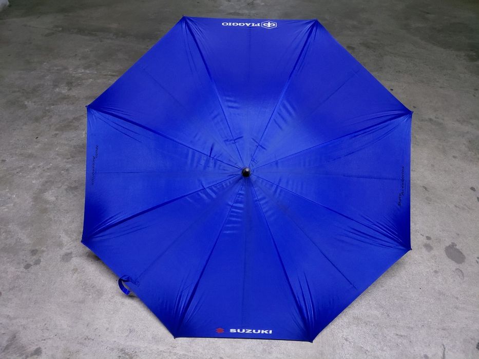 Guarda chuvas Ferrari e Piaggio