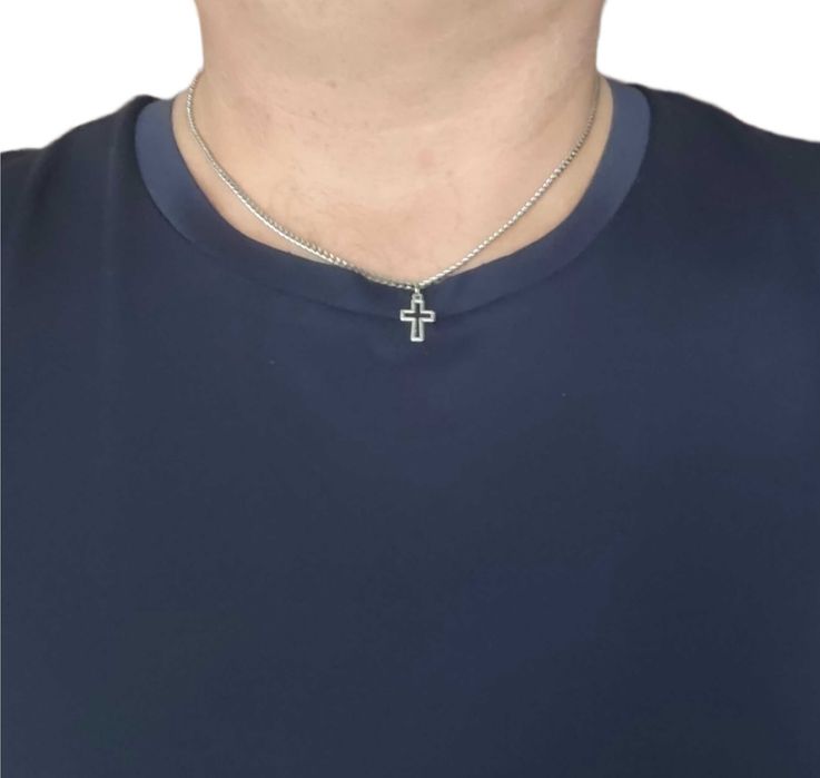 Naszyjnik 50 cm stal szlachetna z krzyżykiem