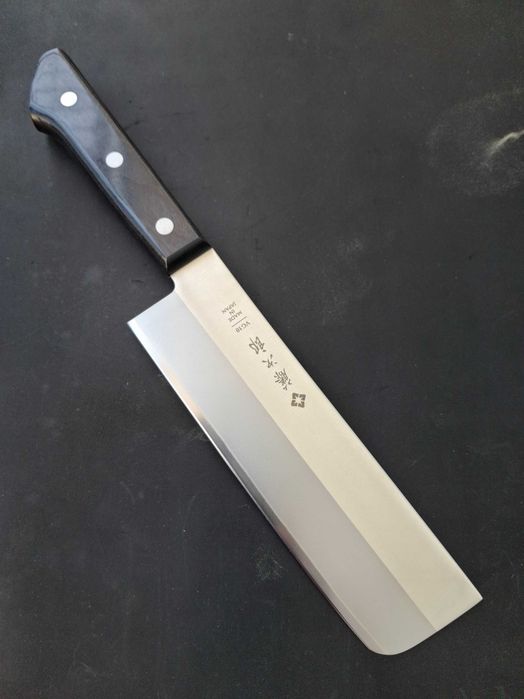 Japoński nóż kuchenny Nakiri Tojiro Basic VG10