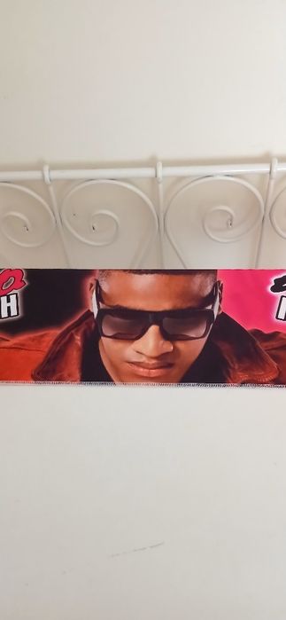 Cachecol Anselmo Ralph, novo