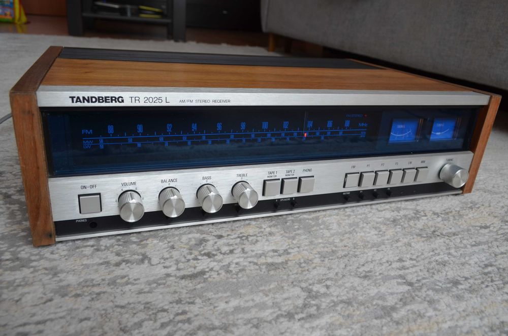 Ресивер  Tandberg TR-2025 L