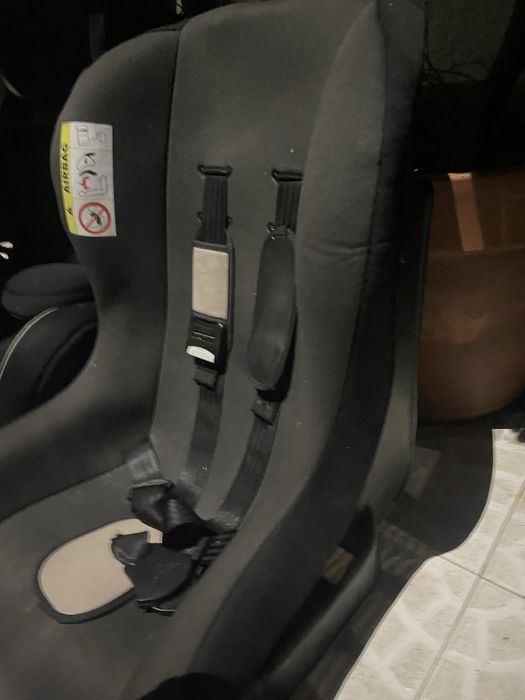 Vendo cadeira de crianca para carro
