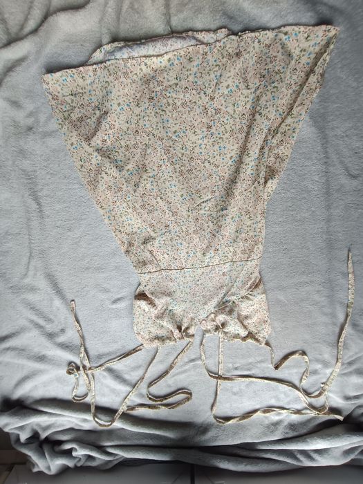 Su letnia kremowa w kwiaty 36