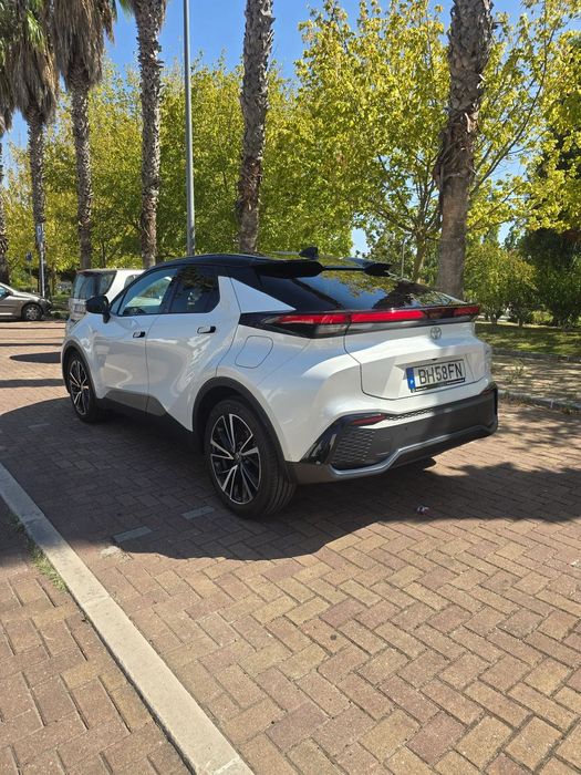 Toyota C-HR 1.8 Hybrid Lounge