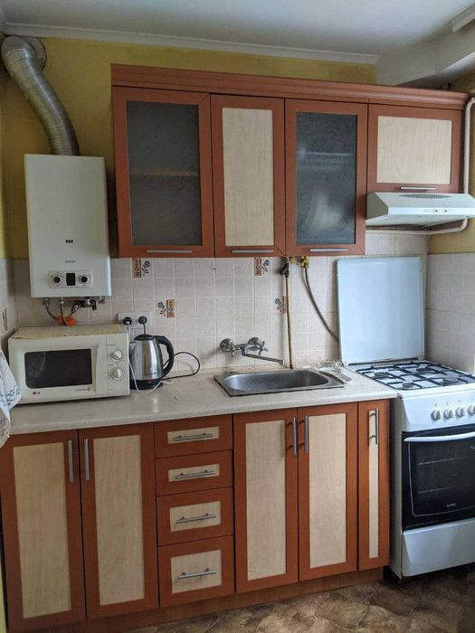 Оренда 2х кімн квартира вул. Марка Вовчка