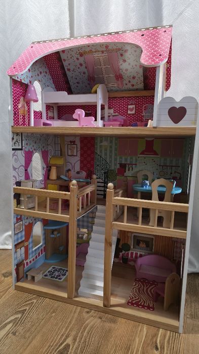 Drewniany solidny domek dla lalek 90/60 cm