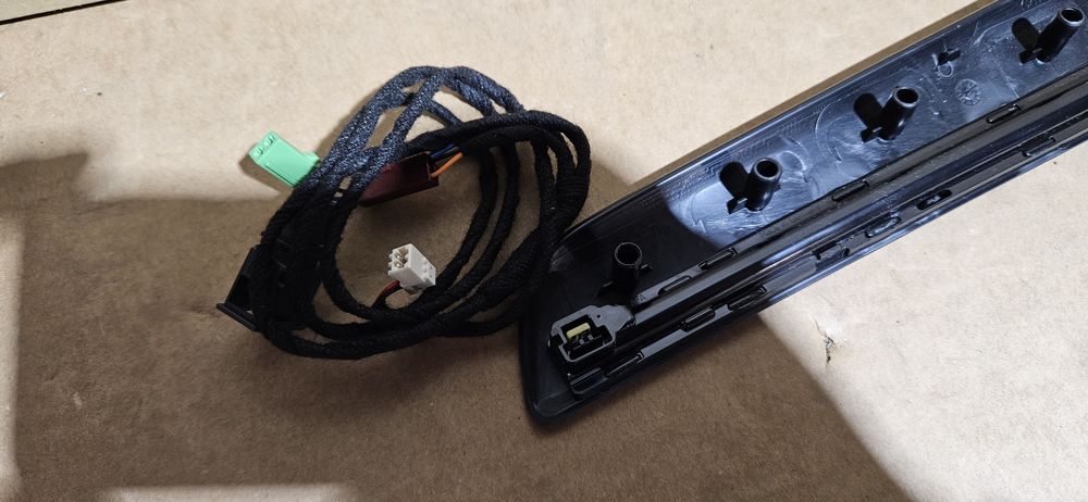 Listwa dekor tapicerki led vw golf 7 VII nowy oryginał 5g4