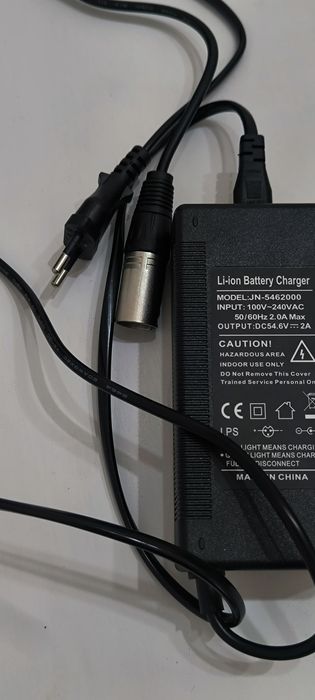 Vendo carregadores bateria de bicicleta elétrica