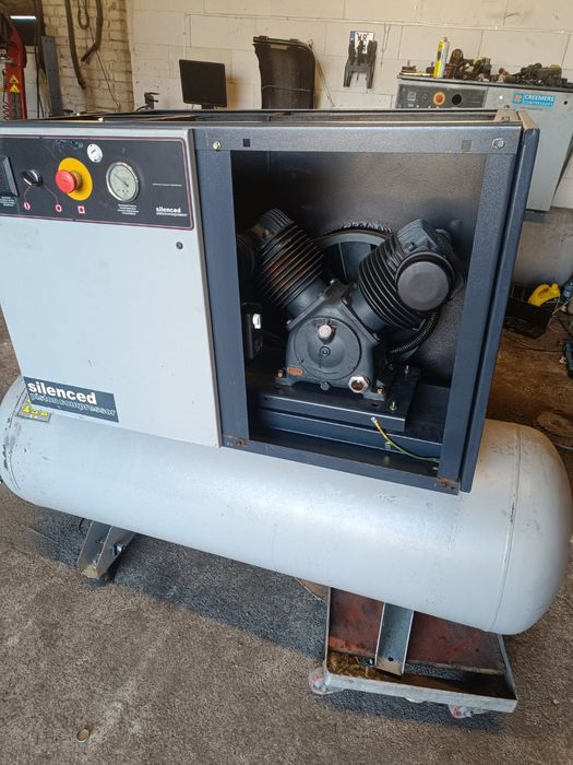 Kompresor sprężarka 300l 4kw