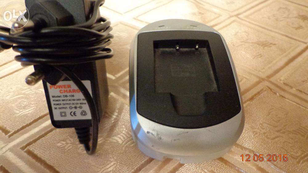 Продаю зарядное устройство   аккумуляторов для фотоапарата универсальн