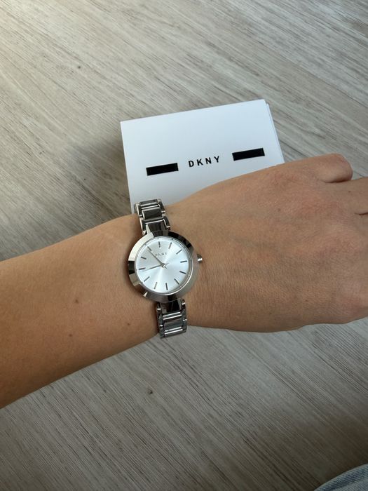 Годинник жіночий dkny