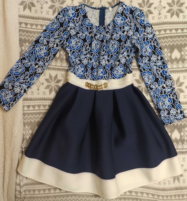 Сукня святкова для дівчинки 10-12 років