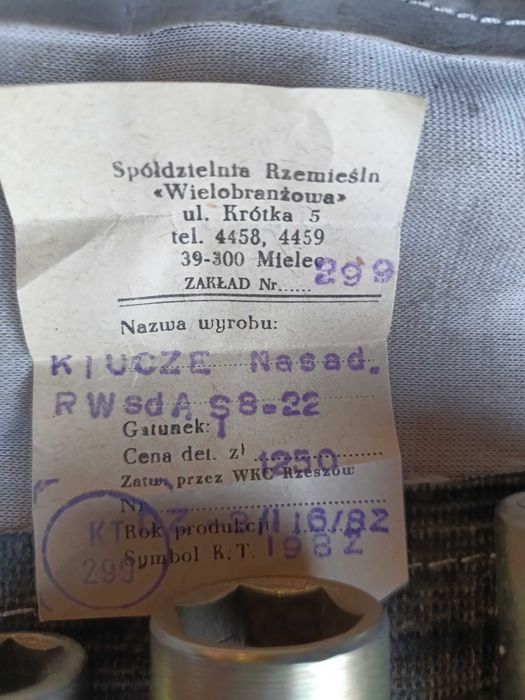 kolekcjonerskie klucze nasadowe, sztorcowe leżaki z czasu PRL