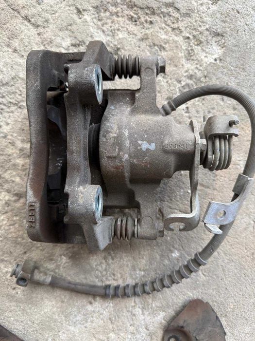 Ford Mustang 3.7 V6 - Hamulce Przód + Tył komplet