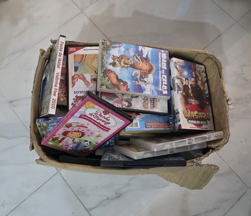 Caixa DVDS para Crianças Originais valor cada ver fotos todas