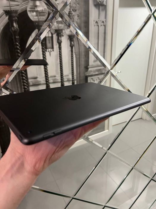 iPad 7 покоління 2019року 128gb 10.2 Wifi в чудовому стані з гарантією